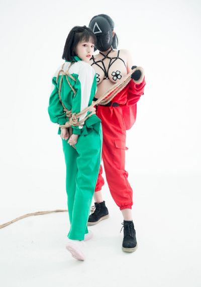 本尊就位_JVID性感写真
