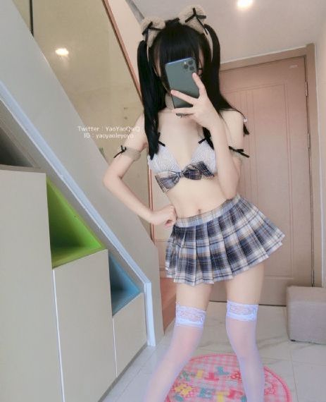 飞机上的诱惑_BD英语全集在线观看
