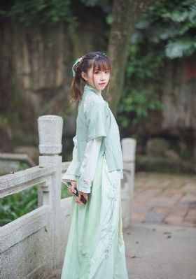 一代女皇艳史79分钟_BD最新电影在线观看