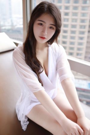 4p三女一男做爰视频在线观看_高清免费观看韩国