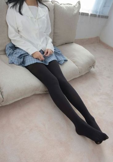 把电击乳夹乖乖戴上被迫调教_1080视频大全