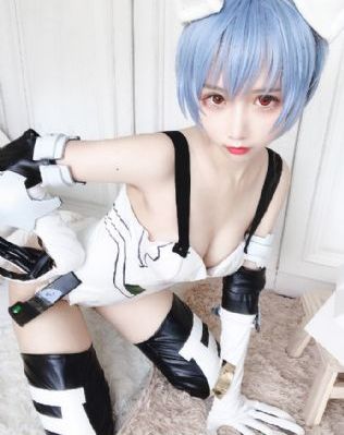 风情艳主女王毛坯房调教_1080P全集在线观看